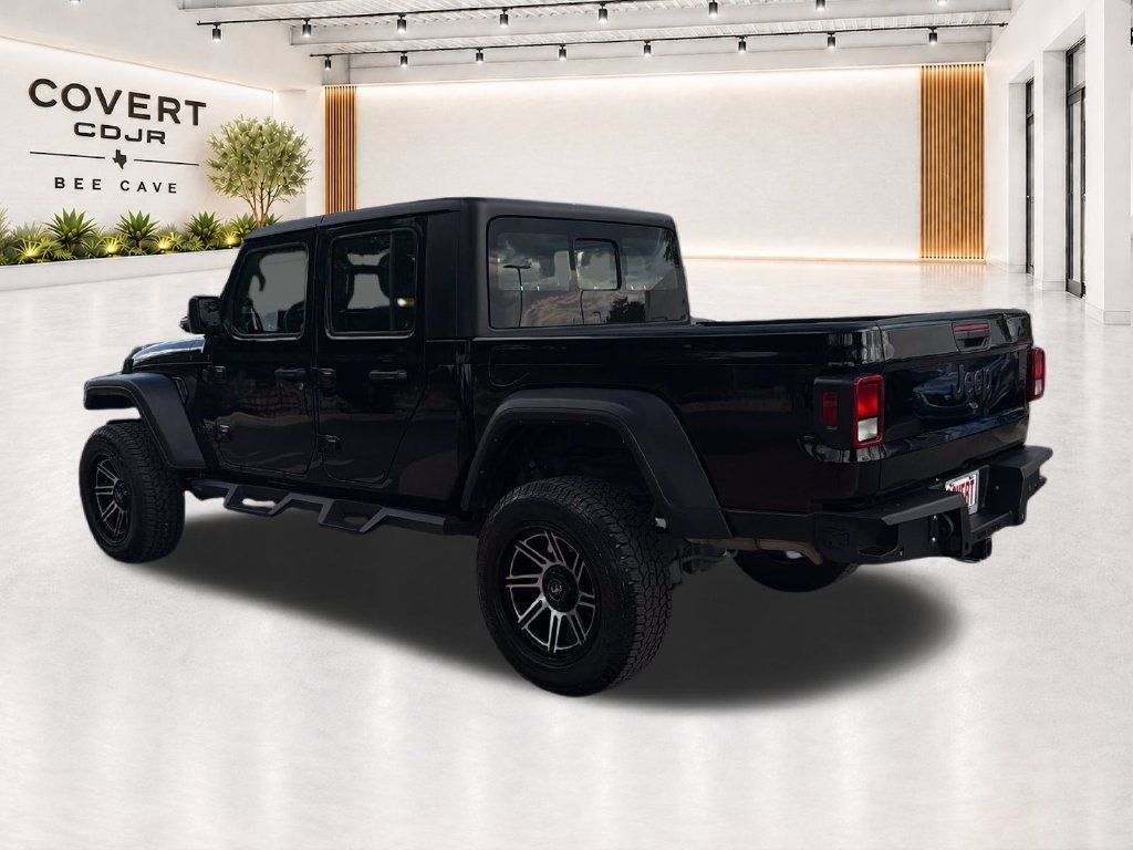 Used 2023 Jeep Gladiator Sport w/ Trailer Tow Package AWD/4WD image 10