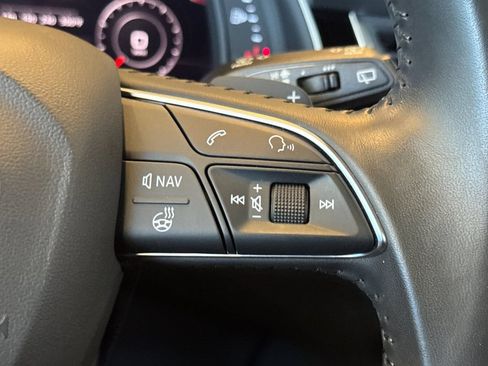 Used 2018 Audi Q7 3.0T Prestige AWD/4WD image 34