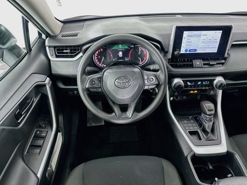 Used 2025 Toyota RAV4 LE AWD/4WD image 11