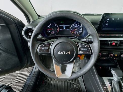 Certified 2023 Kia Forte LXS image 11