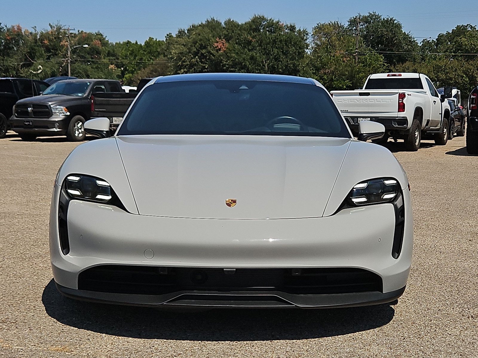 Used 2022 Porsche Taycan 4S AWD/4WD image 2