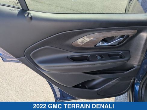 Used 2022 GMC Terrain Denali w/ LPO, Floor Liner Package AWD/4WD image 30