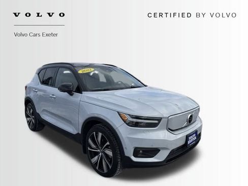 Certified 2022 Volvo XC40 P8 Recharge Ultimate image 11