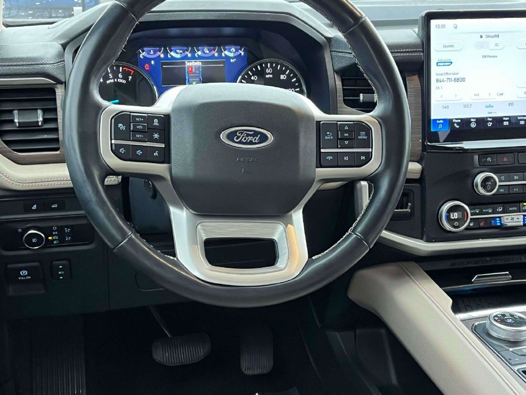 Used 2024 Ford Expedition Max Limited RWD image 2