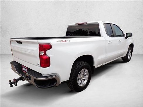 Used 2021 Chevrolet Silverado 1500 LT AWD/4WD image 4