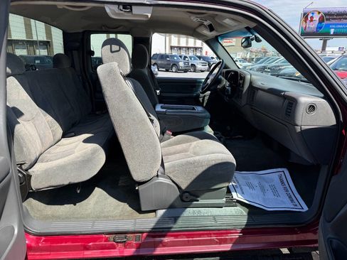Used 2004 Chevrolet Silverado 1500 LS AWD/4WD image 27