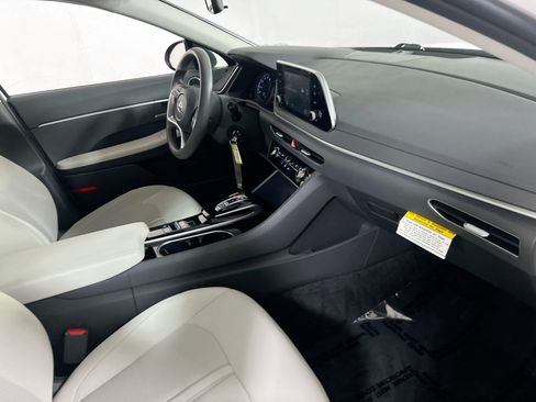 Used 2023 Hyundai Sonata SE FWD image 26