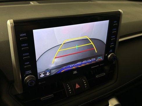 Used 2022 Toyota RAV4 XLE Premium image 28