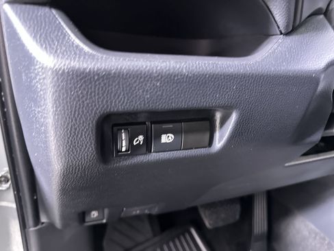 Used 2022 Toyota RAV4 XLE image 54