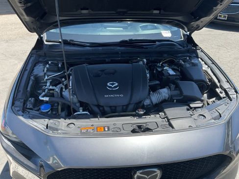Used 2020 MAZDA MAZDA3 Hatchback w/ Premium Package FWD image 22