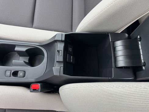 Used 2026 Toyota Corolla LE image 25