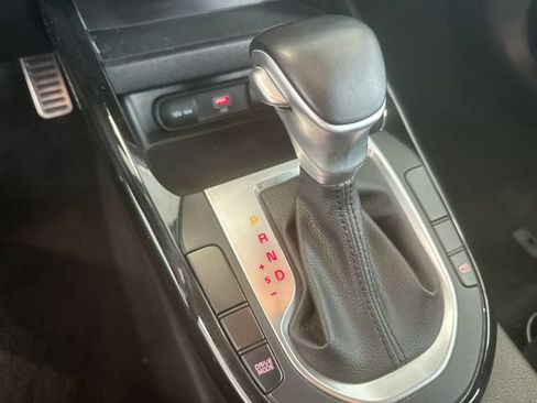 Certified 2022 Kia Forte GT-Line FWD image 23