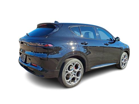 New 2025 Alfa Romeo Tonale w/ Premium Package image 4