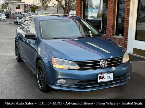 Used 2015 Volkswagen Jetta TDI S image 1