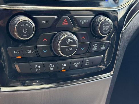 Used 2019 Jeep Grand Cherokee Limited X AWD/4WD image 22