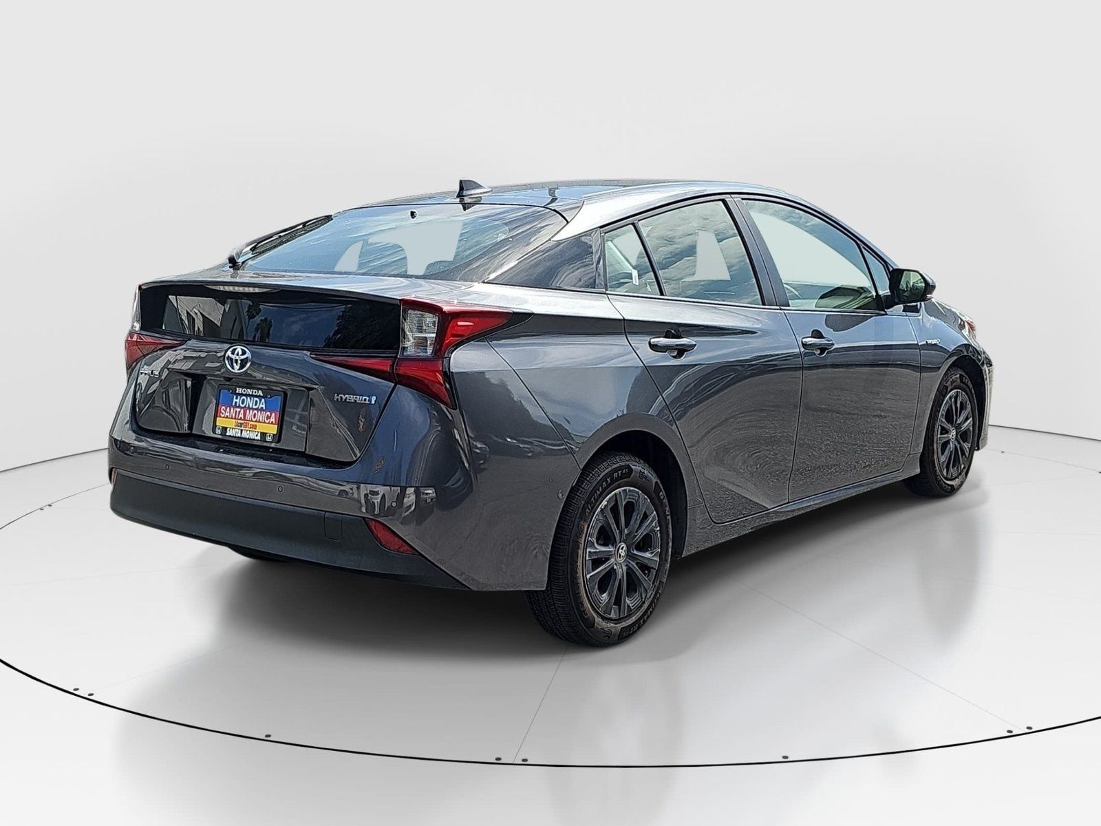 Used 2019 Toyota Prius LE FWD image 5