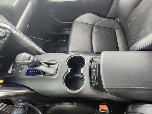 Used 2021 Toyota Venza XLE w/ Softex Package AWD/4WD image 30