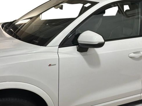 Used 2023 Audi Q3 2.0T Premium w/ Black Optic Sport Package AWD/4WD image 24