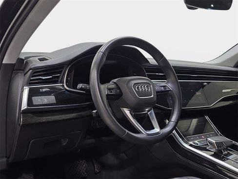 Used 2023 Audi Q7 2.0T Premium w/ Towing Package image 17