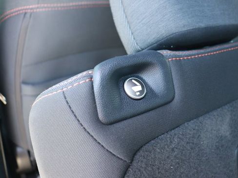 Certified 2025 Honda Pilot Sport image 15