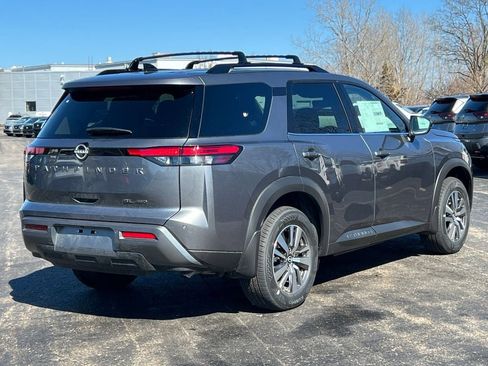 New 2026 Nissan Pathfinder SL AWD/4WD image 9