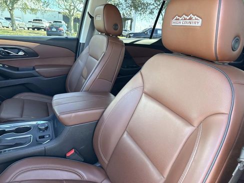 Used 2021 Chevrolet Traverse High Country image 22