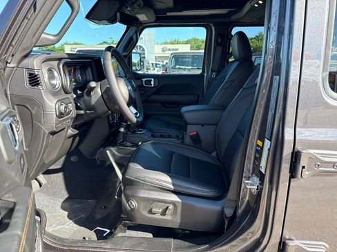 New 2027 Jeep Wrangler Unlimited Sahara AWD/4WD image 16