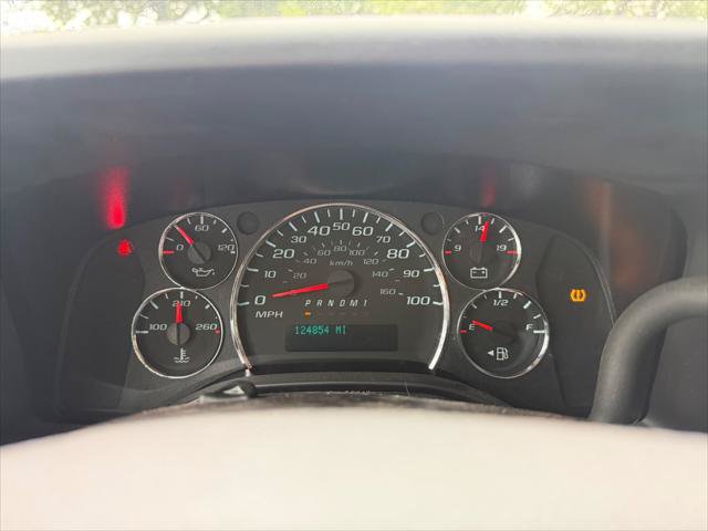 Used 2023 GMC Savana 2500 w/ Driver Convenience Package RWD image 23