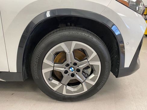 Used 2025 BMW X1 xDrive28i image 9