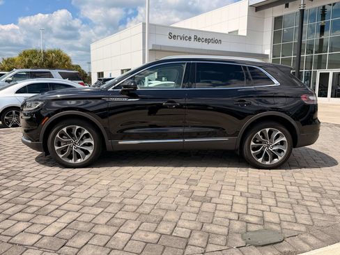 Used 2023 Lincoln Nautilus Reserve w/ Equipment Group 201A AWD/4WD image 11