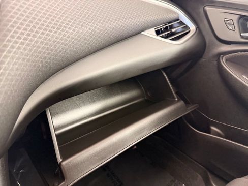 Used 2022 Chevrolet Malibu LT FWD image 37