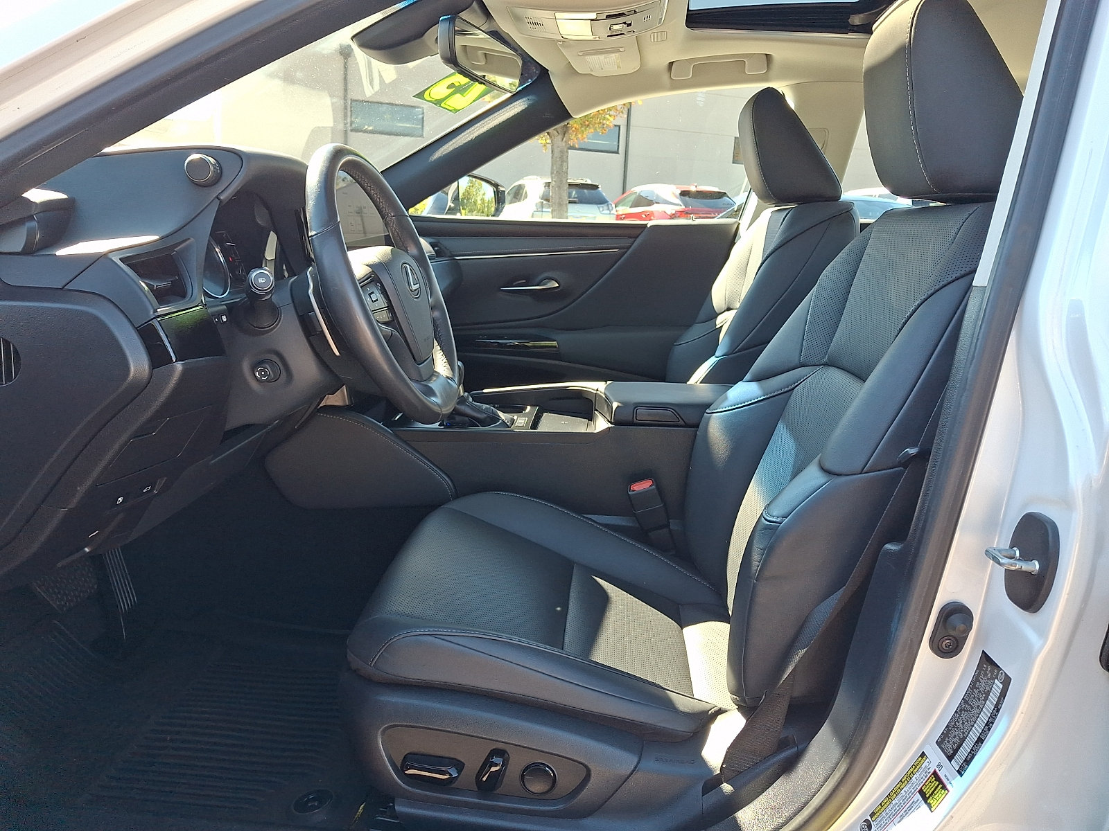 Certified 2023 Lexus ES 350 w/ Premium Package FWD image 14