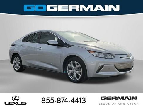 Used 2016 Chevrolet Volt Premier w/ Driver Confidence Package image 10