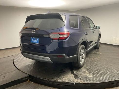 New 2025 Honda Pilot EX-L image 7
