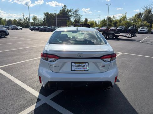 Used 2025 Toyota Corolla SE FWD image 5
