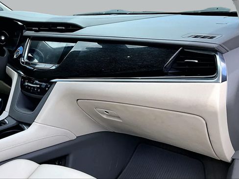 Used 2021 Cadillac XT6 Premium Luxury FWD image 19