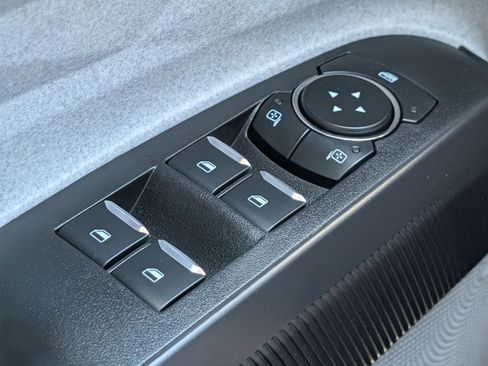 New 2026 Ford Maverick XLT FWD image 18