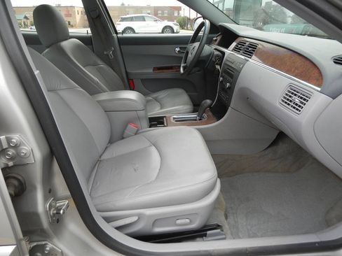 Used 2006 Buick LaCrosse CXL w/ Driver Confidence Package FWD image 36