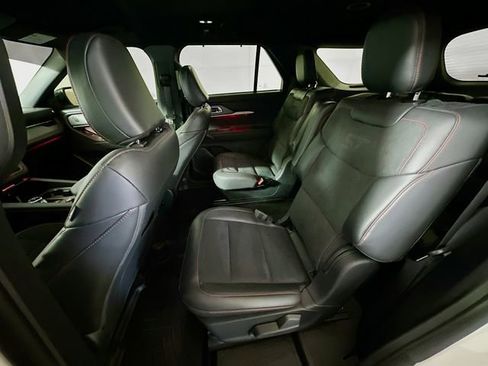 Used 2025 Ford Explorer ST RWD image 23