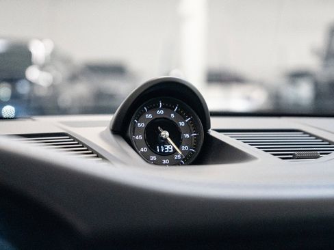 Used 2022 Porsche 911 GT3 image 26