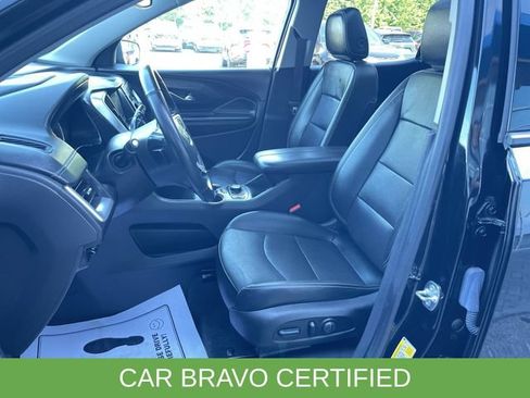 Certified 2024 GMC Terrain SLT w/ Infotainment Package II AWD/4WD image 19