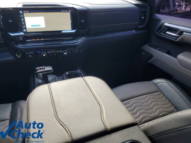 Used 2025 Chevrolet Silverado 1500 ZR2 AWD/4WD image 15
