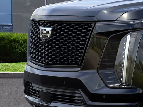 New 2026 Cadillac Escalade Platinum Sport AWD/4WD image 13