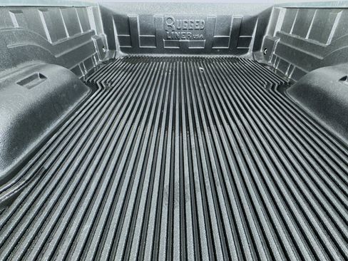 Used 2016 RAM 2500 Tradesman w/ Popular Equipment Group image 32