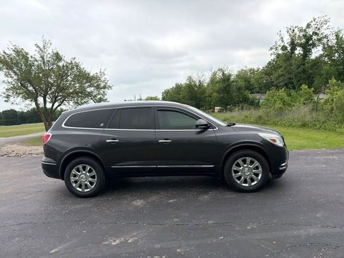 Used 2015 Buick Enclave Leather FWD image 3