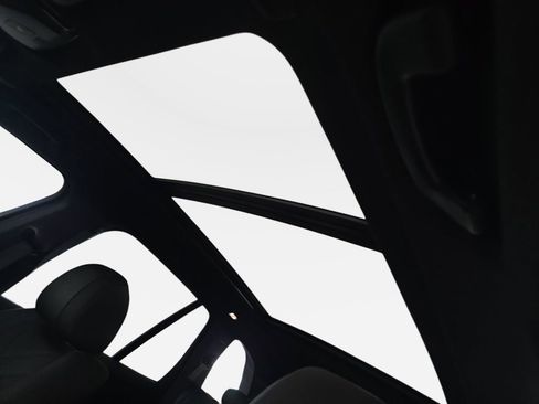 Used 2024 BMW X5 sDrive40i w/ M Sport Package RWD image 29