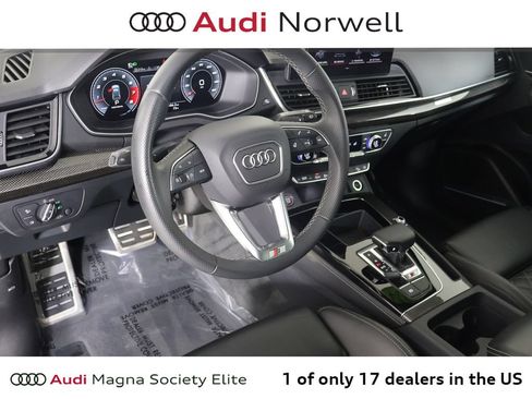Used 2024 Audi SQ5 Premium Plus w/ Premium Plus Package AWD/4WD image 2