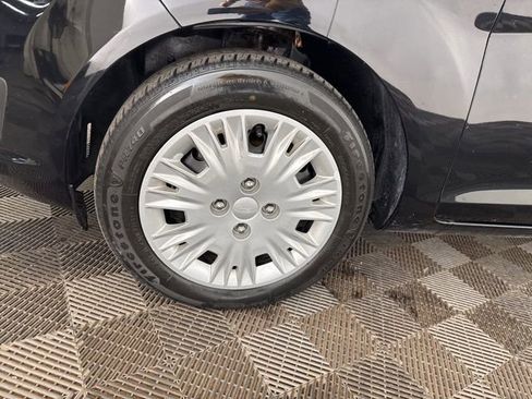 Used 2017 Ford Fiesta S image 31