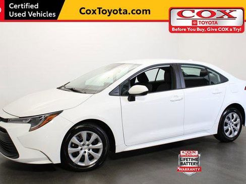 Certified 2023 Toyota Corolla LE image 1