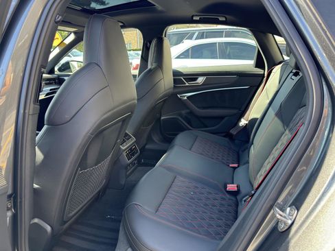 Used 2025 Audi S6 Premium Plus w/ Premium Plus Package AWD/4WD image 28